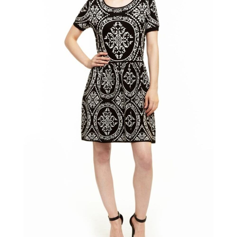 Romeo +‎ Juliet Couture Medallion Dress Blue Sz XS